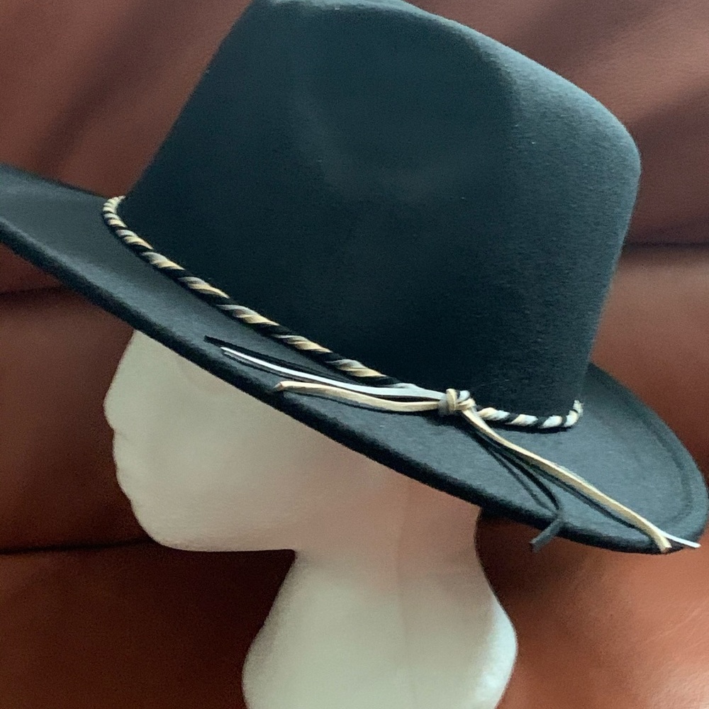 Hat (Unisex) - Picture 2 of 4